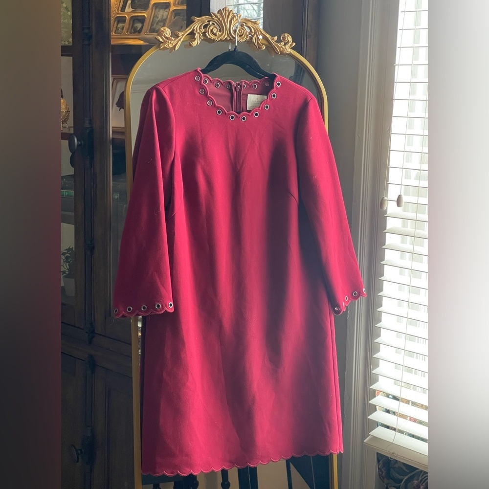 KATE SPADE Red Grommet Scallop Trim Shift Dress